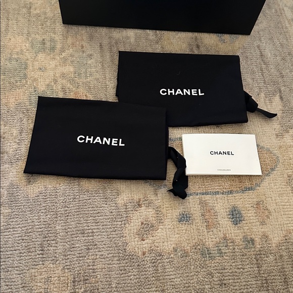 Authentic Chanel Transparent/Beige PVC/Lambskin Slide Mules SS2019. Size 38.5 - Picture 9 of 12